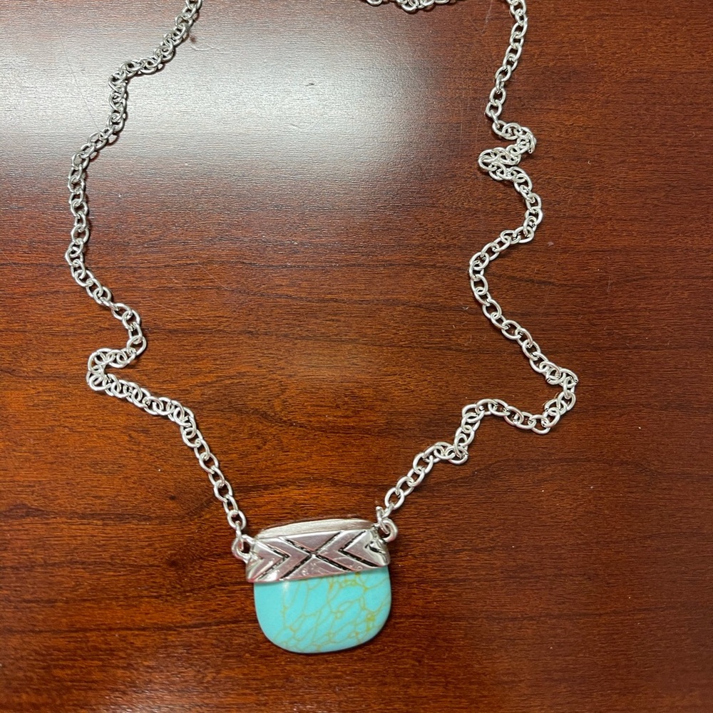 Turquoise stone and silver chain necklace